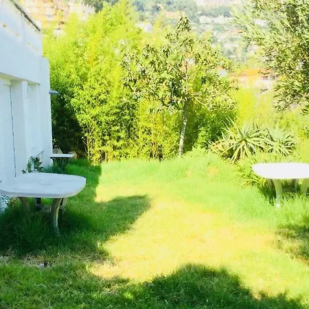 8 Personnes Acces Plage Roquebrune-Cap-Martin