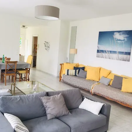 8 Personnes Acces Plage Villa
