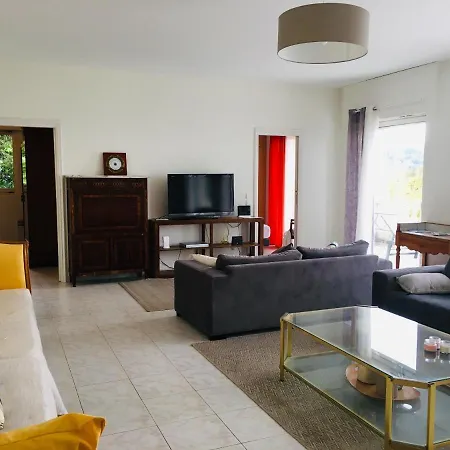 8 Personnes Acces Plage *